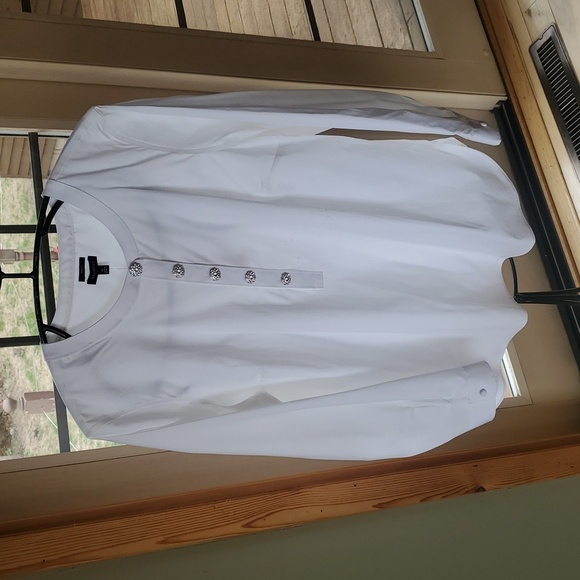 Talbots Event White Silver Embellished Decorative Buttons Pullover Sz XL Blouse - Picture 7 of 15